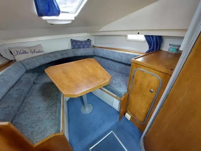 1994 Falcon 24