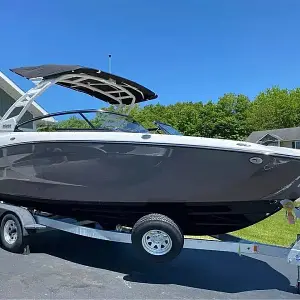 2023 Yamaha Boats 252se