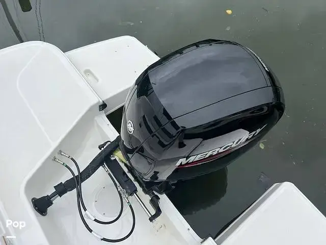 Bayliner Dx2200