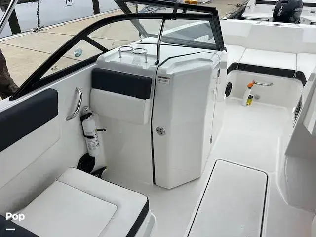 Bayliner Dx2200