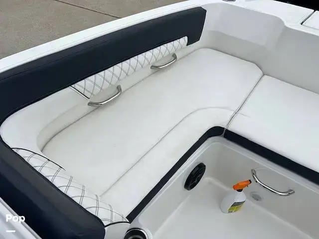 Bayliner Dx2200