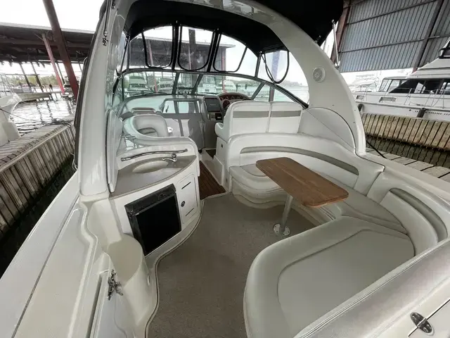 Sea Ray 32