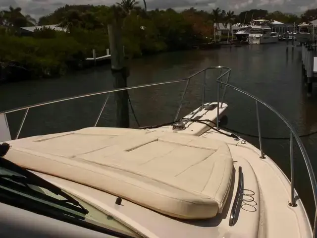 Grady White 37'