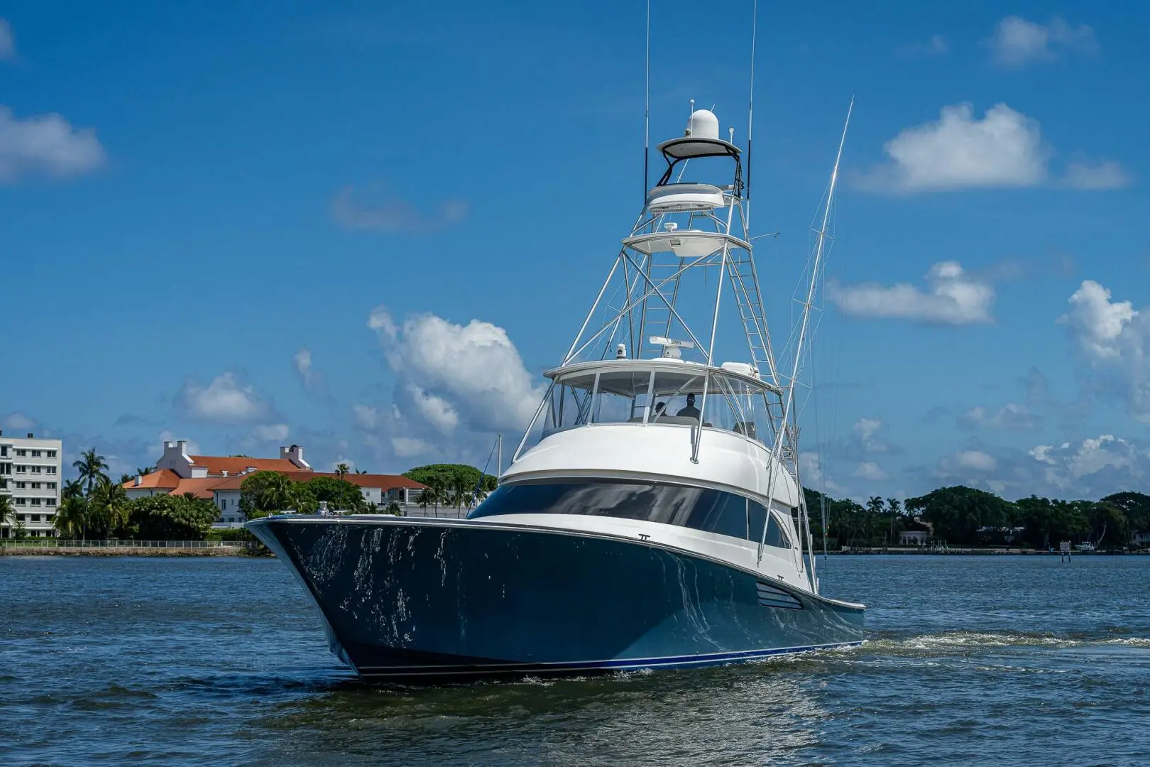 2015 Viking 66 open