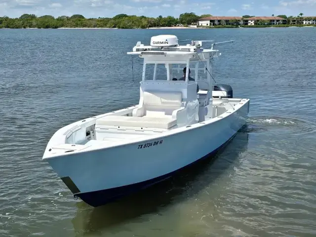 Contender Boats Custom 33 Center Console