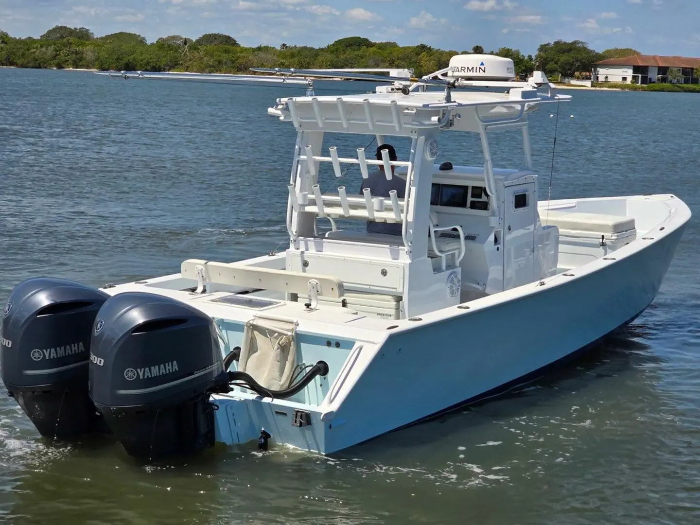 2012 Contender custom 33 center console