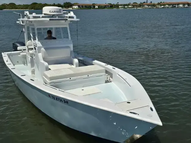 Contender Boats Custom 33 Center Console