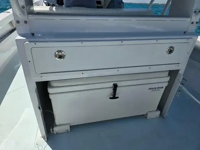 Contender Boats Custom 33 Center Console