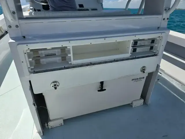 Contender Boats Custom 33 Center Console