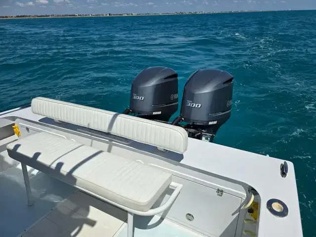 Contender Boats Custom 33 Center Console