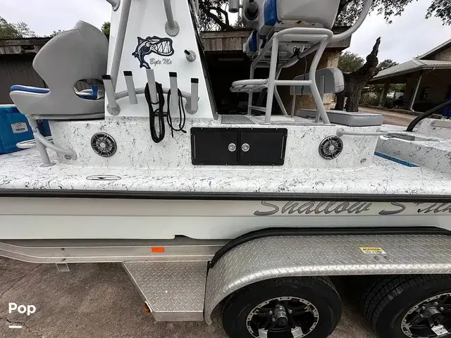 Shallow Stalker 240 Cat Pro