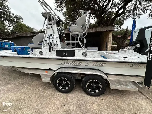 Shallow Stalker 240 Cat Pro