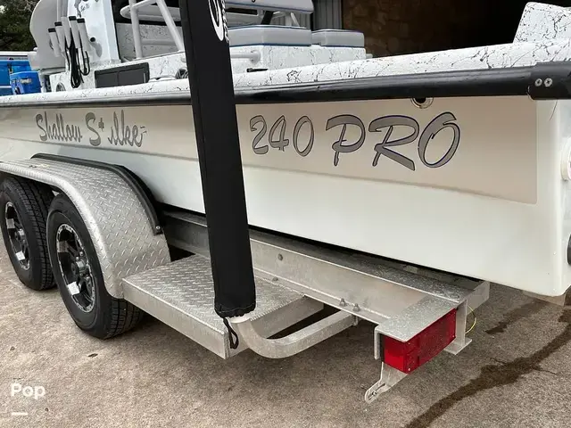 Shallow Stalker 240 Cat Pro