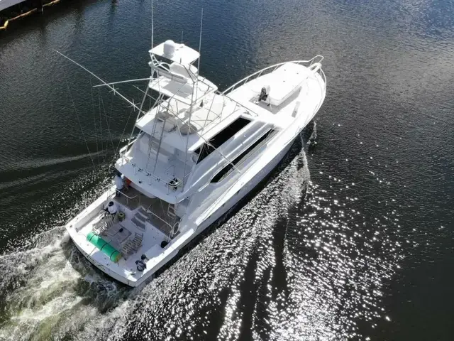 Hatteras Convertible