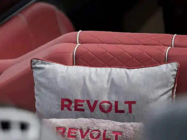 Revolt Comfort 47