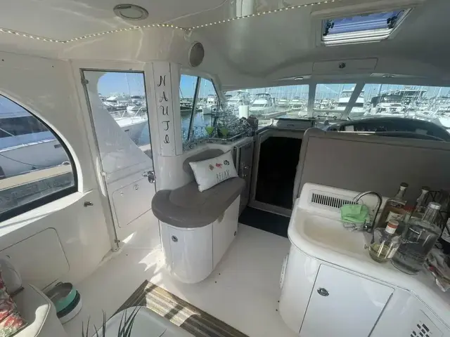 Sea Ray 480 Motor Yacht