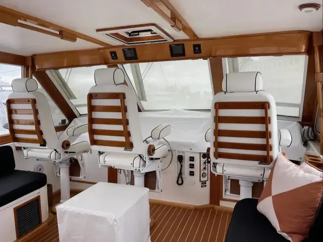 Viking 54 Sport Yacht