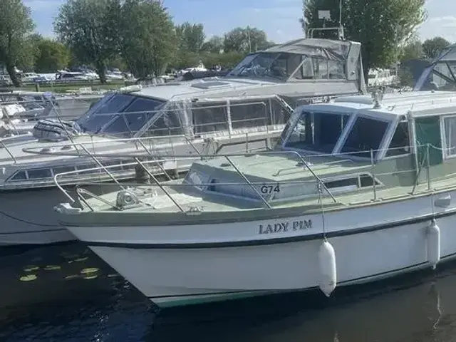 Broom Boats 37 Continental