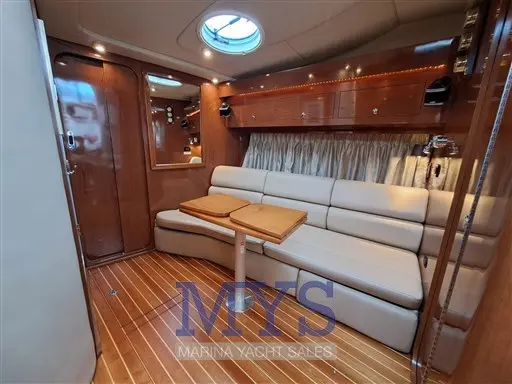 2008 Regal sportyacht 3760