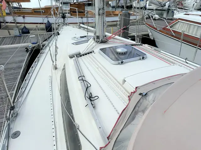 Beneteau First 32