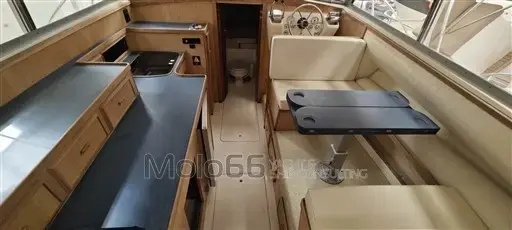 1983 Bertram 28 flybridge cruiser