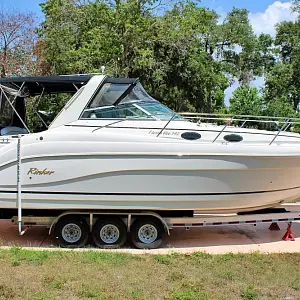 2005 Rinker Fiesta Vee 342