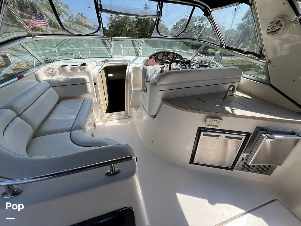 2005 Rinker fiesta vee 342