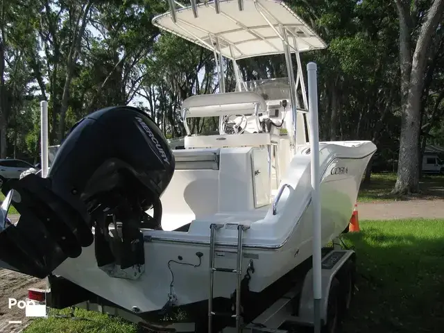 Cobia 220 Cc