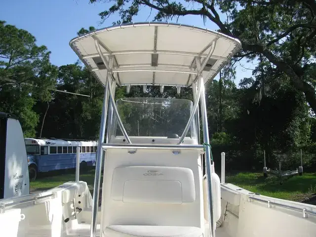 Cobia 220 Cc