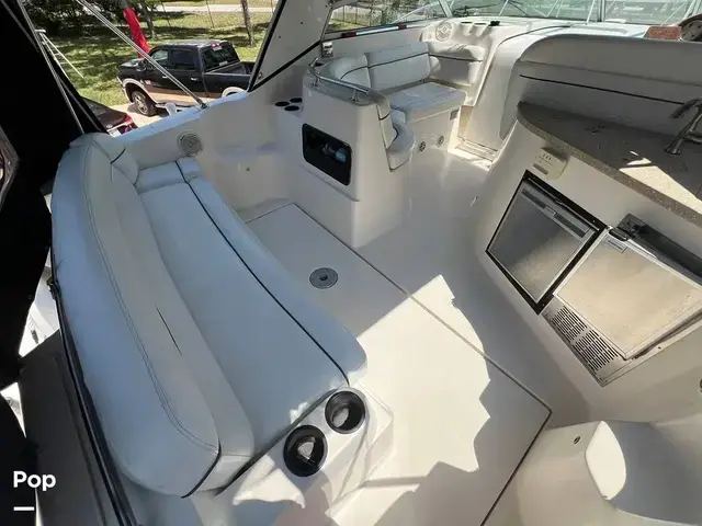 Rinker 342 Fiesta Vee