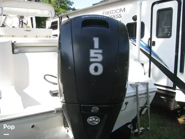 Cobia 220 Cc