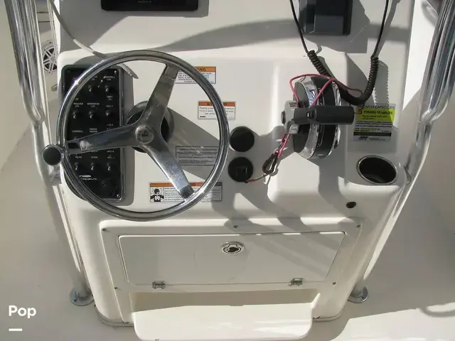 Cobia 220 Cc