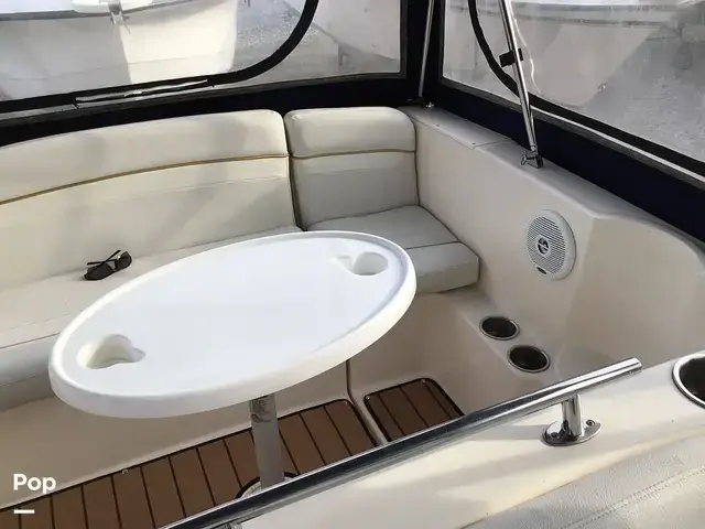 Rinker 270 Fiesta Vee