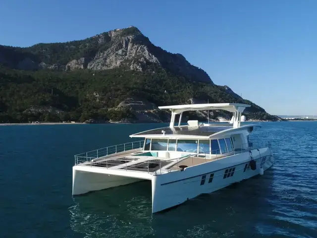 Serenity Yachts 64 Electric Hybrid