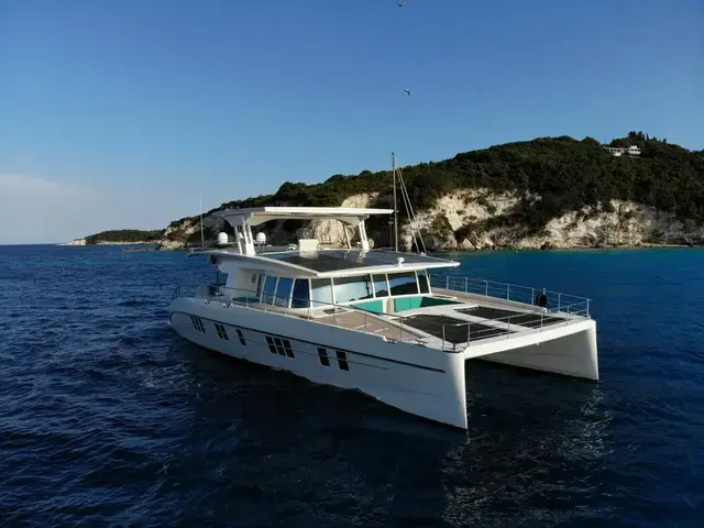 Serenity Yachts 64 Electric Hybrid