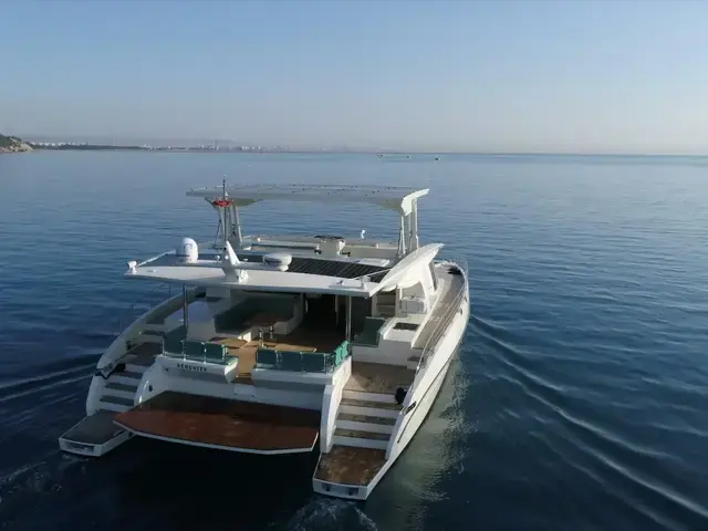 Serenity Yachts 64 Electric Hybrid