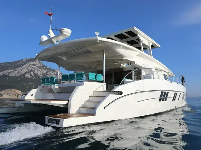 Serenity Yachts 64 Electric Hybrid