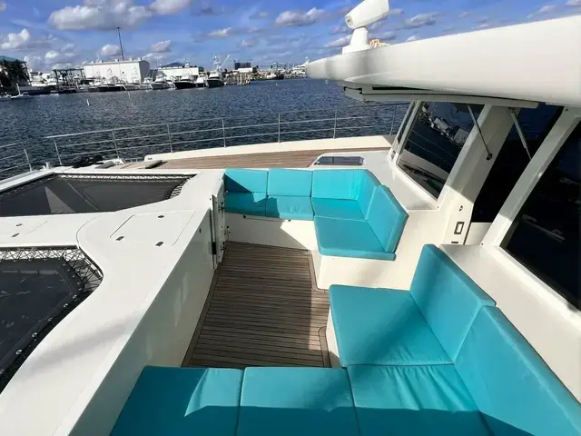 Serenity Yachts 64 Electric Hybrid