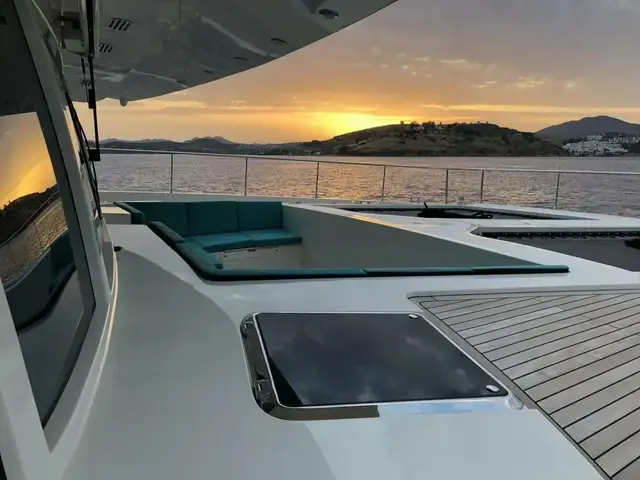 Serenity Yachts 64 Electric Hybrid