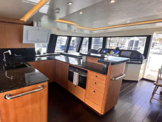 Serenity Yachts 64 Electric Hybrid