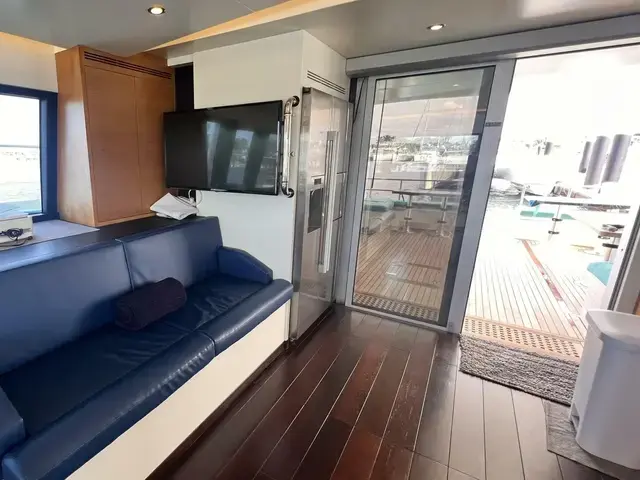 Serenity Yachts 64 Electric Hybrid