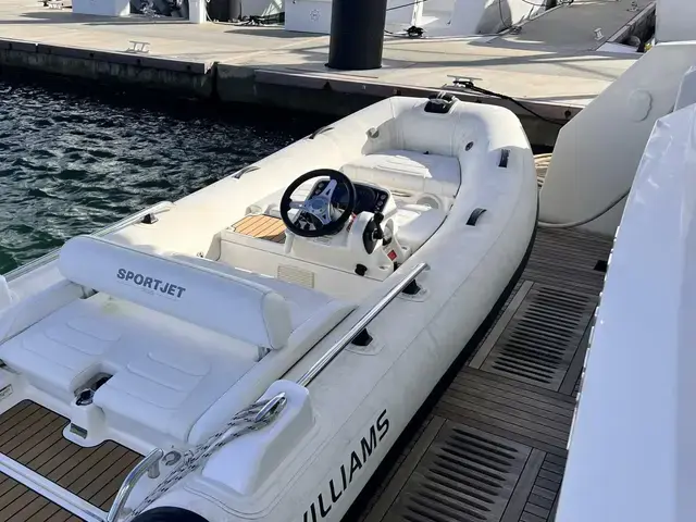 Serenity Yachts 64 Electric Hybrid