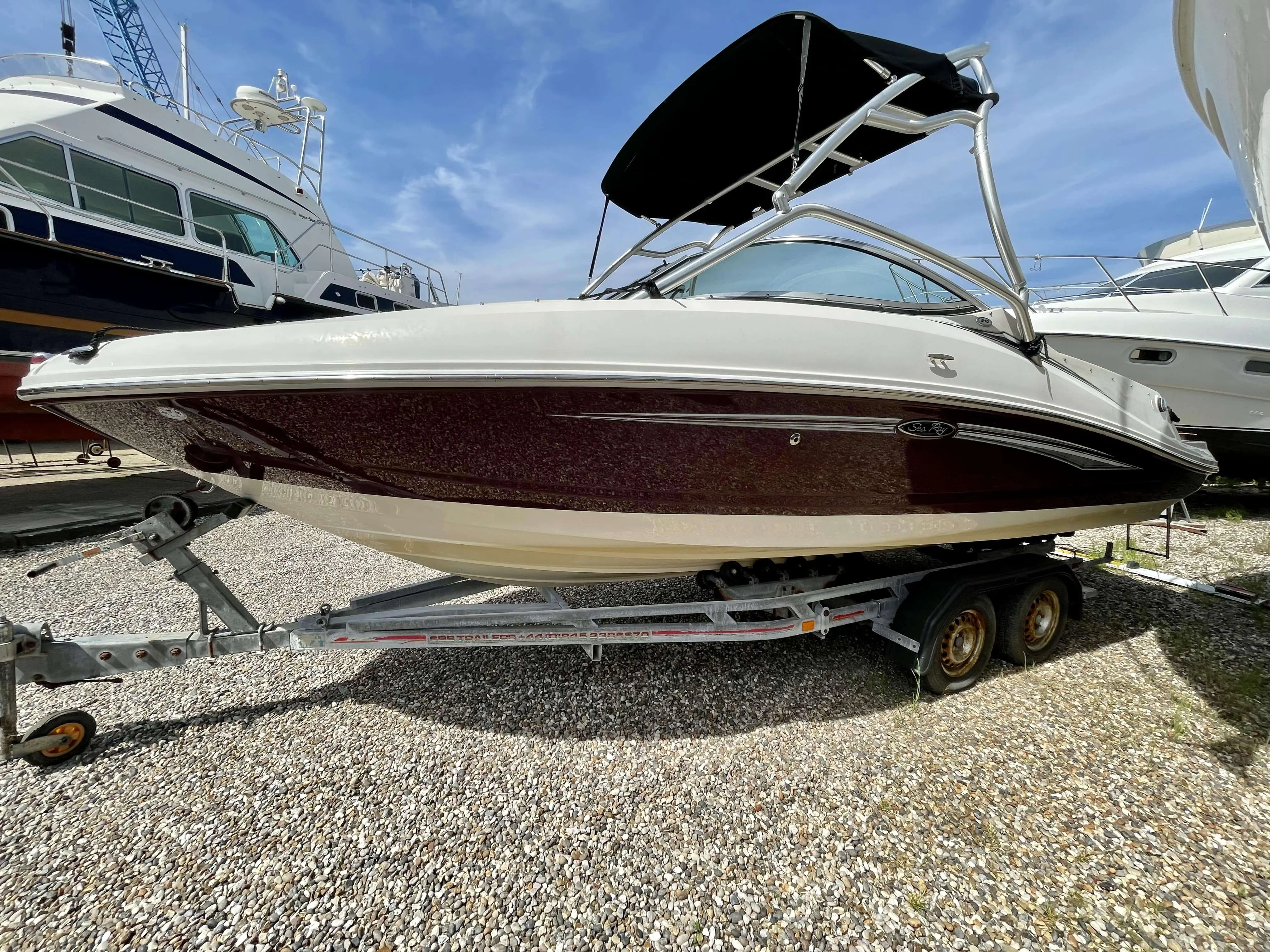 Sea Ray 210 Select