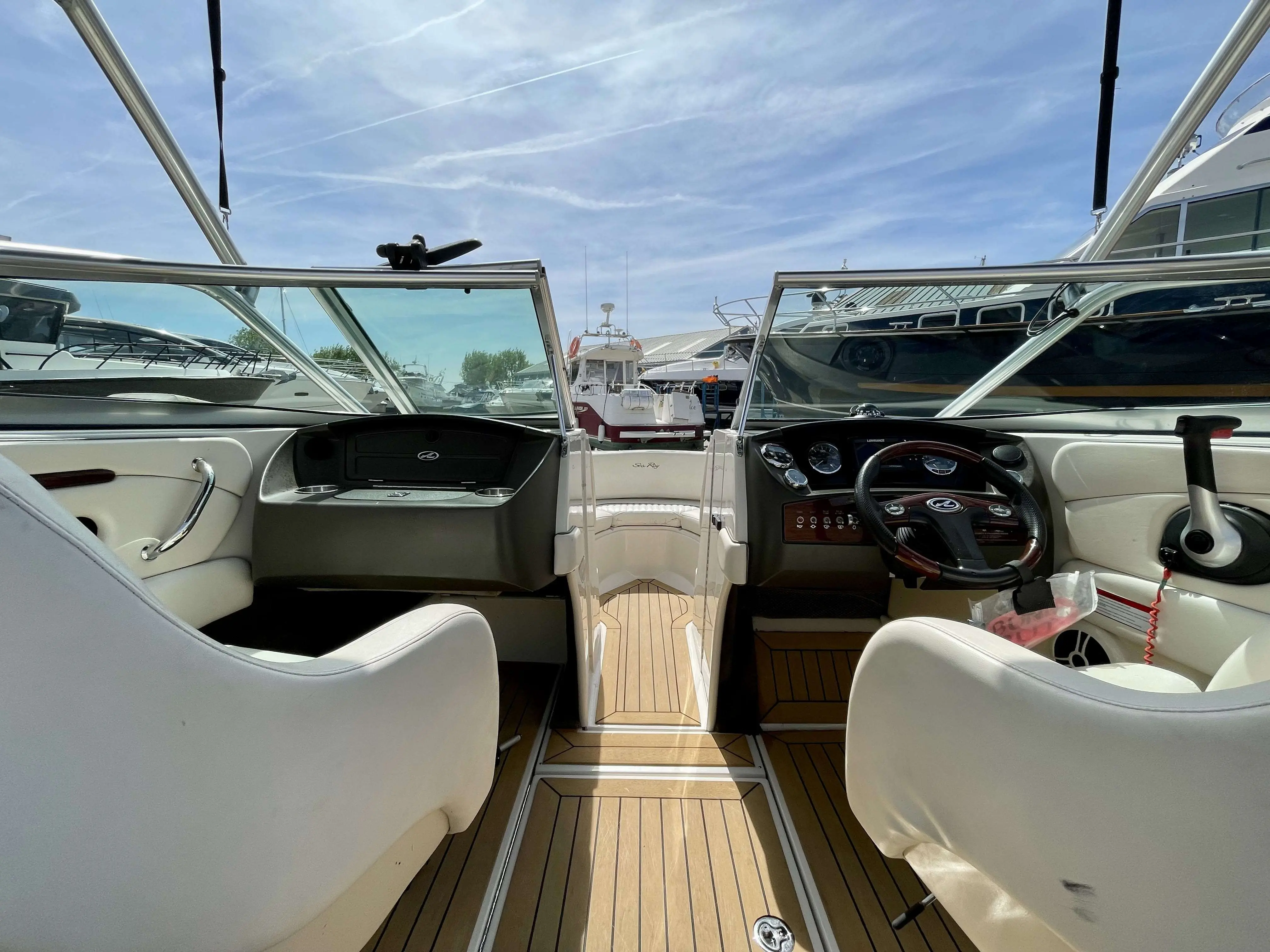 2008 Sea Ray 210 select