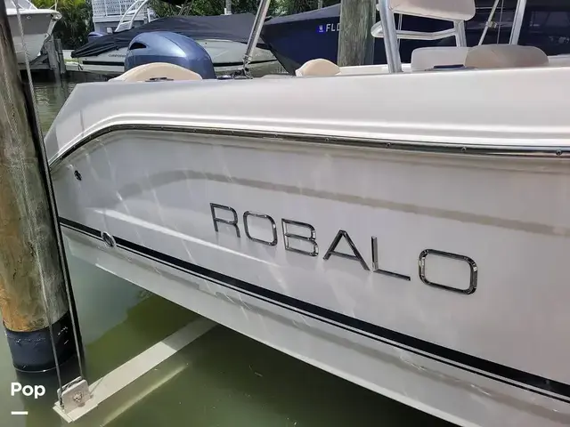 Robalo R180