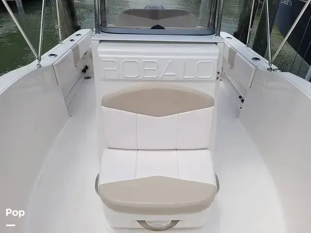 Robalo R180