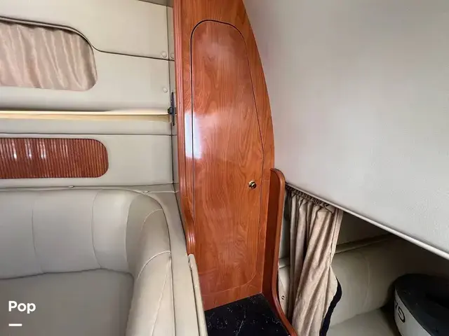 Rinker 342 Fiesta Vee