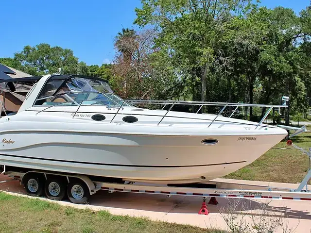 Rinker 342 Fiesta Vee