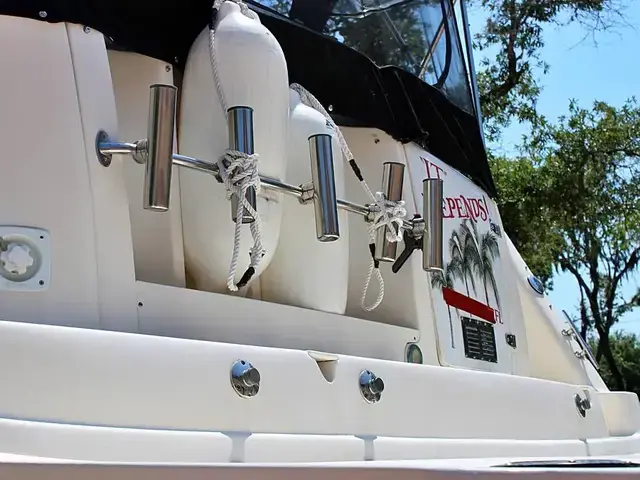 Rinker 342 Fiesta Vee