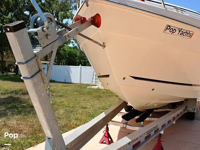 Rinker 342 Fiesta Vee